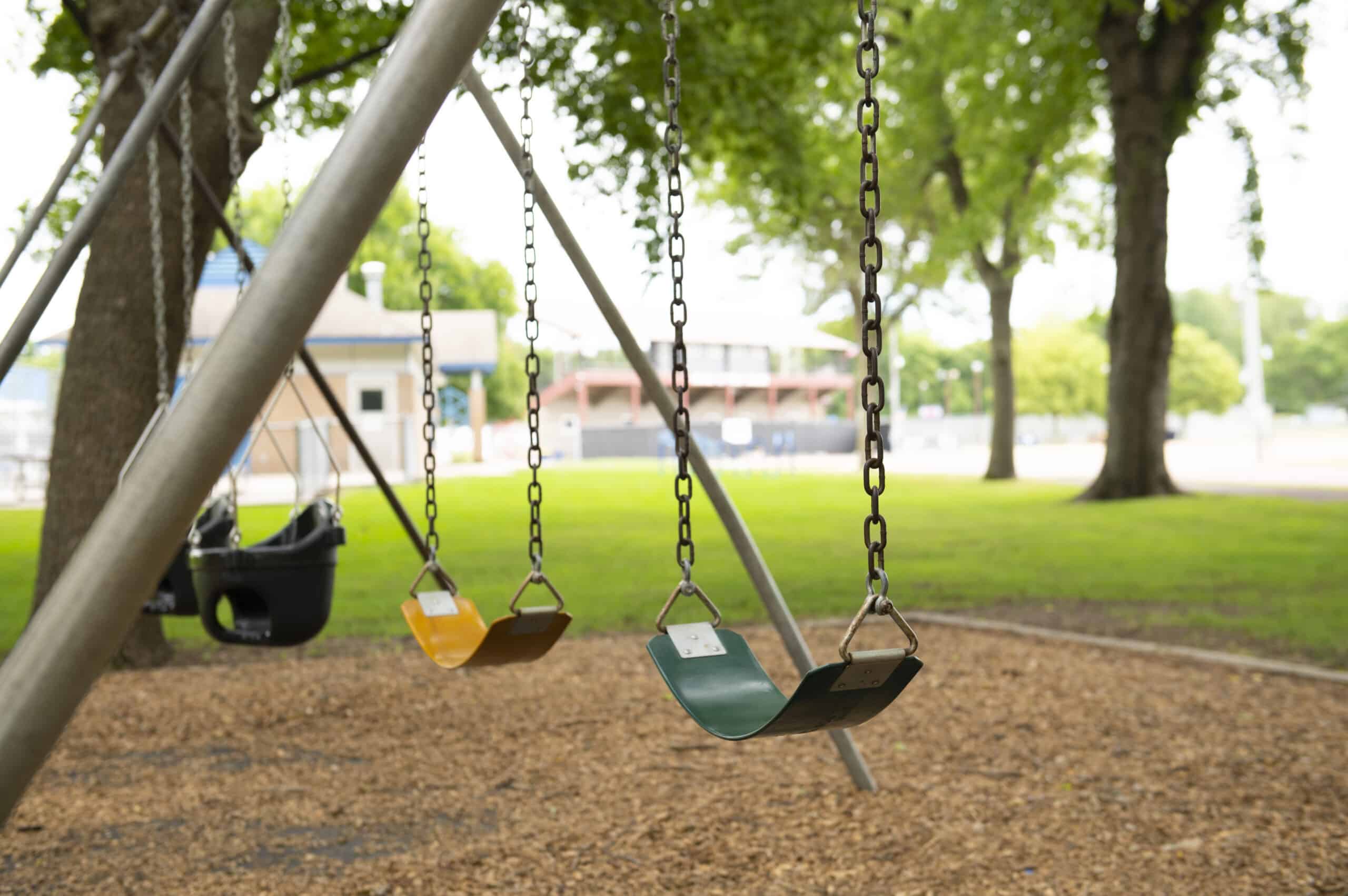 springfield park swings